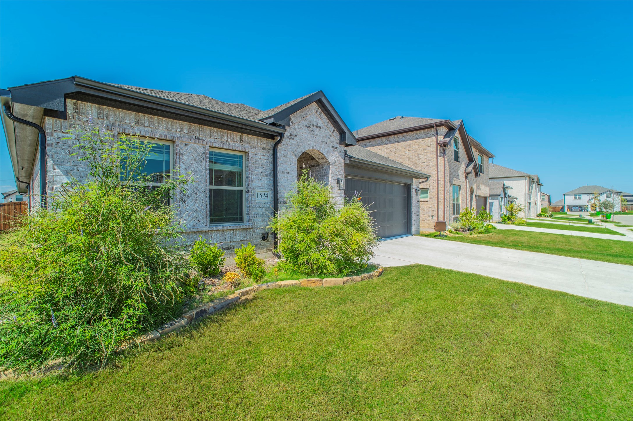1524 Soapberry Drive Aubrey TX 76227