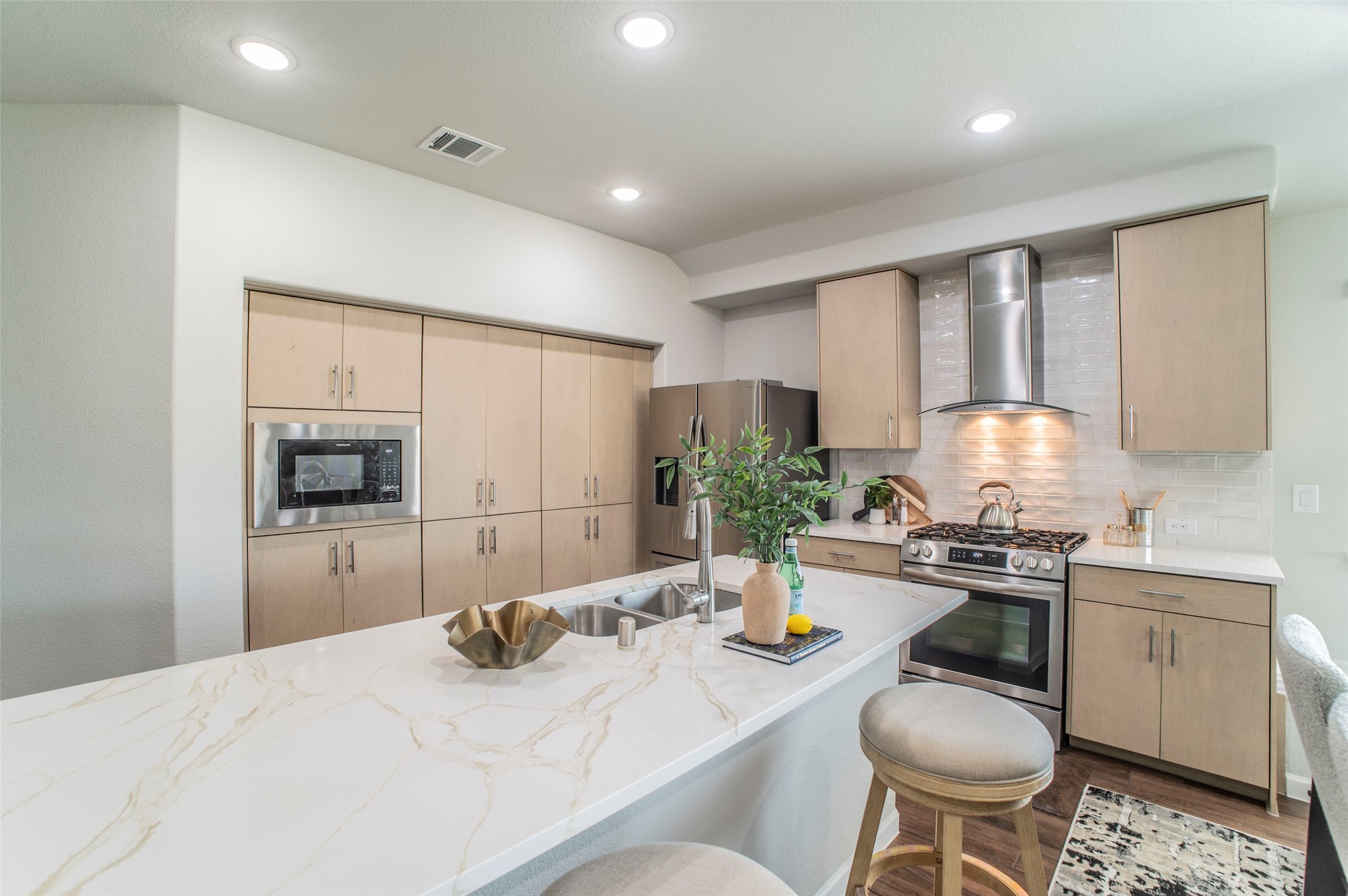 1524 Soapberry Drive Aubrey TX 76227