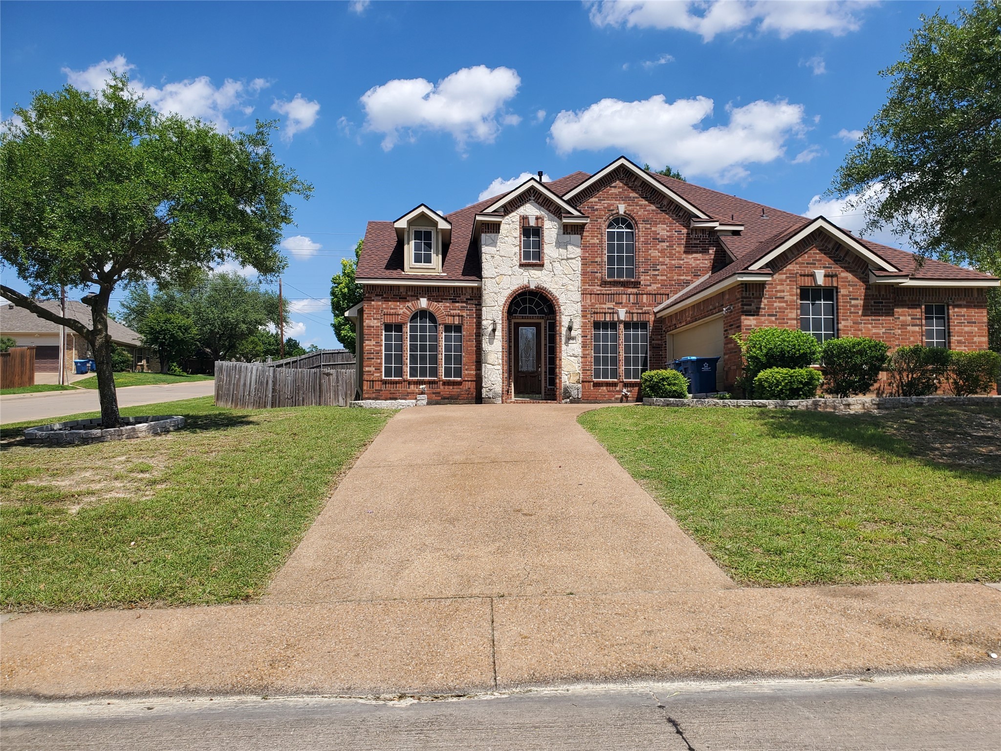 950 Marisa Lane Desoto TX 75115