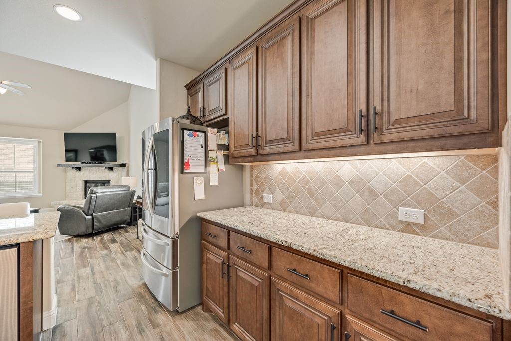 516 W North Creek Drive Sherman TX 75092