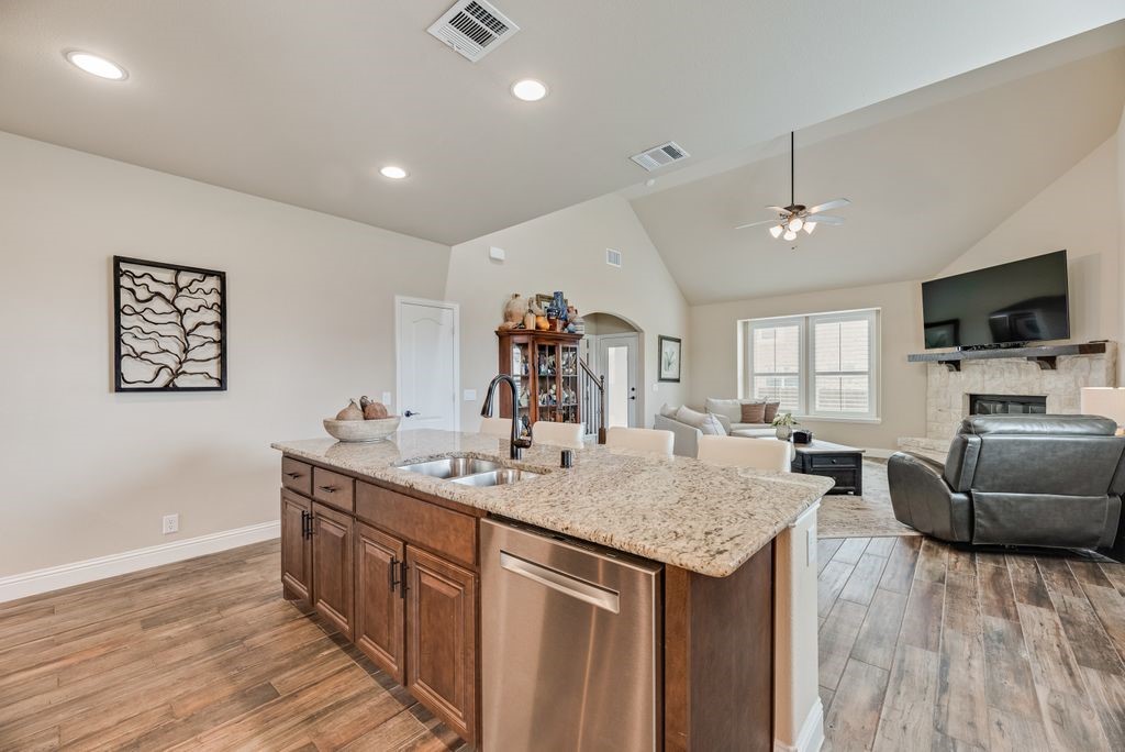 516 W North Creek Drive Sherman TX 75092