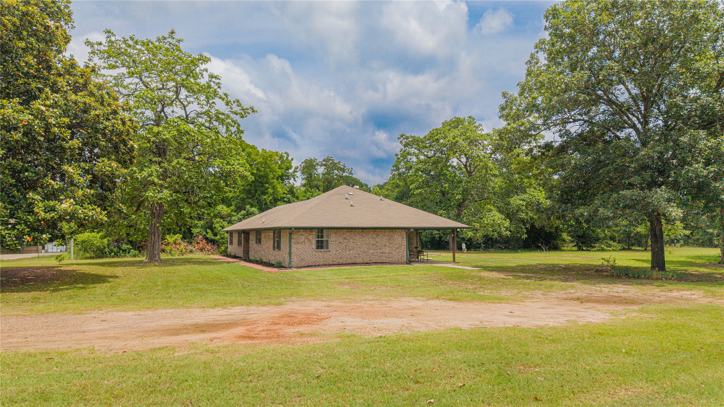 1092 Fm 1002 N Winnsboro TX 75494