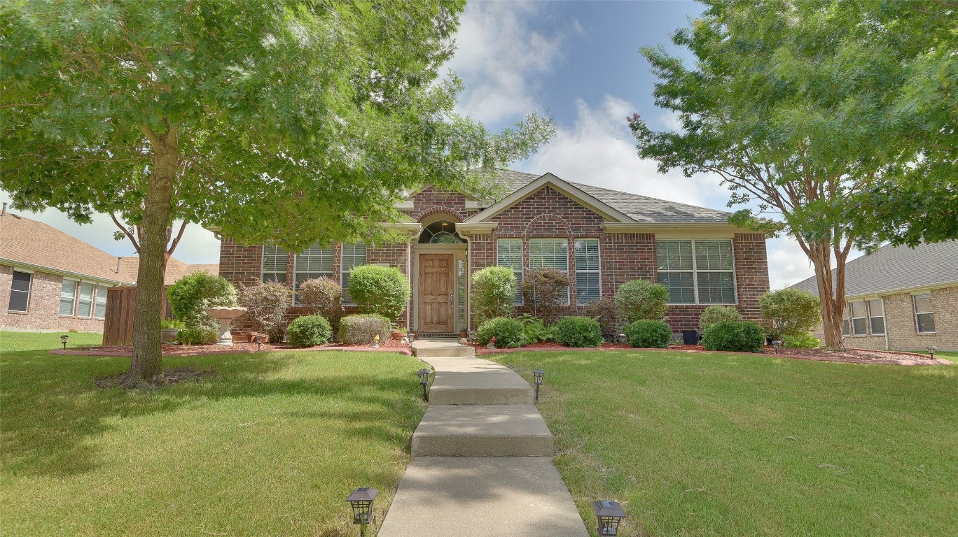300 Ame Lane Royse City TX 75189