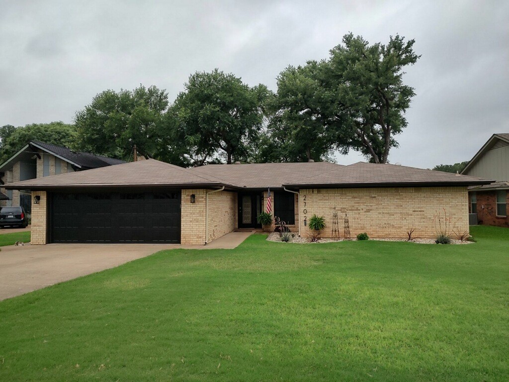 2702 Casas Del Sur Court Granbury TX 76049