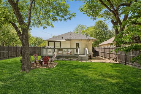 902 N Edgefield Avenue Dallas TX 75208