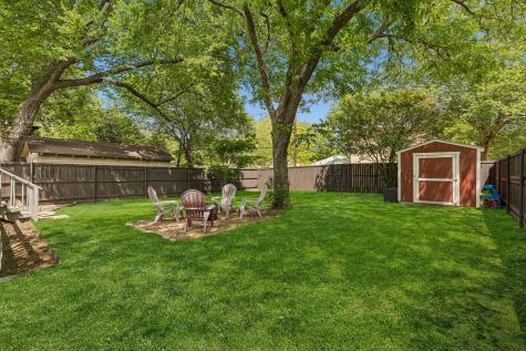 902 N Edgefield Avenue Dallas TX 75208