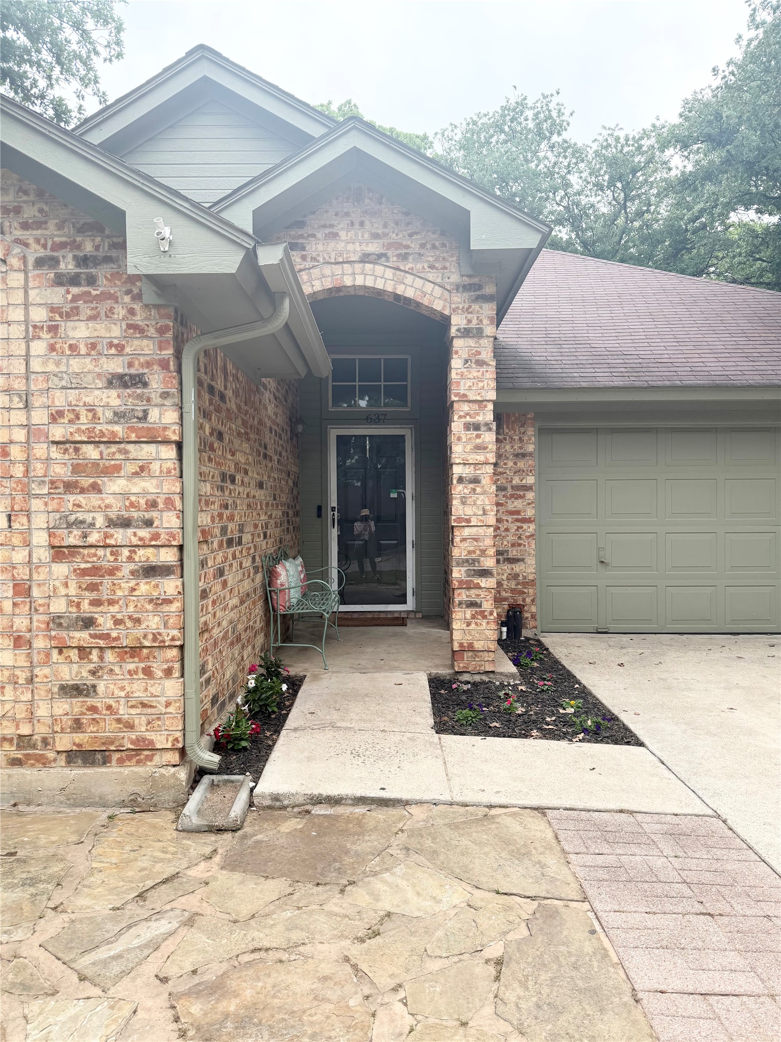 637 Inwood Road Azle TX 76020