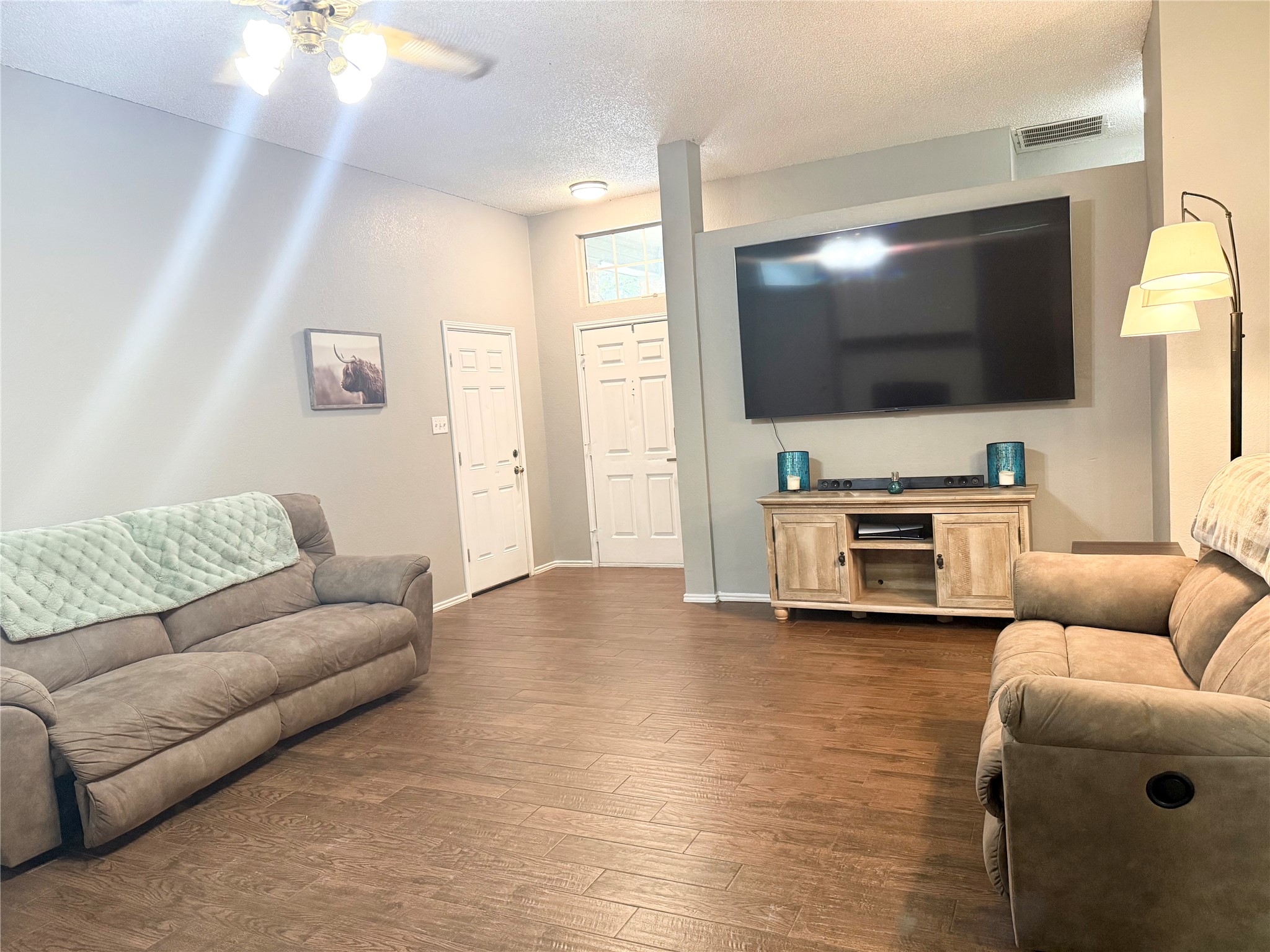 637 Inwood Road Azle TX 76020