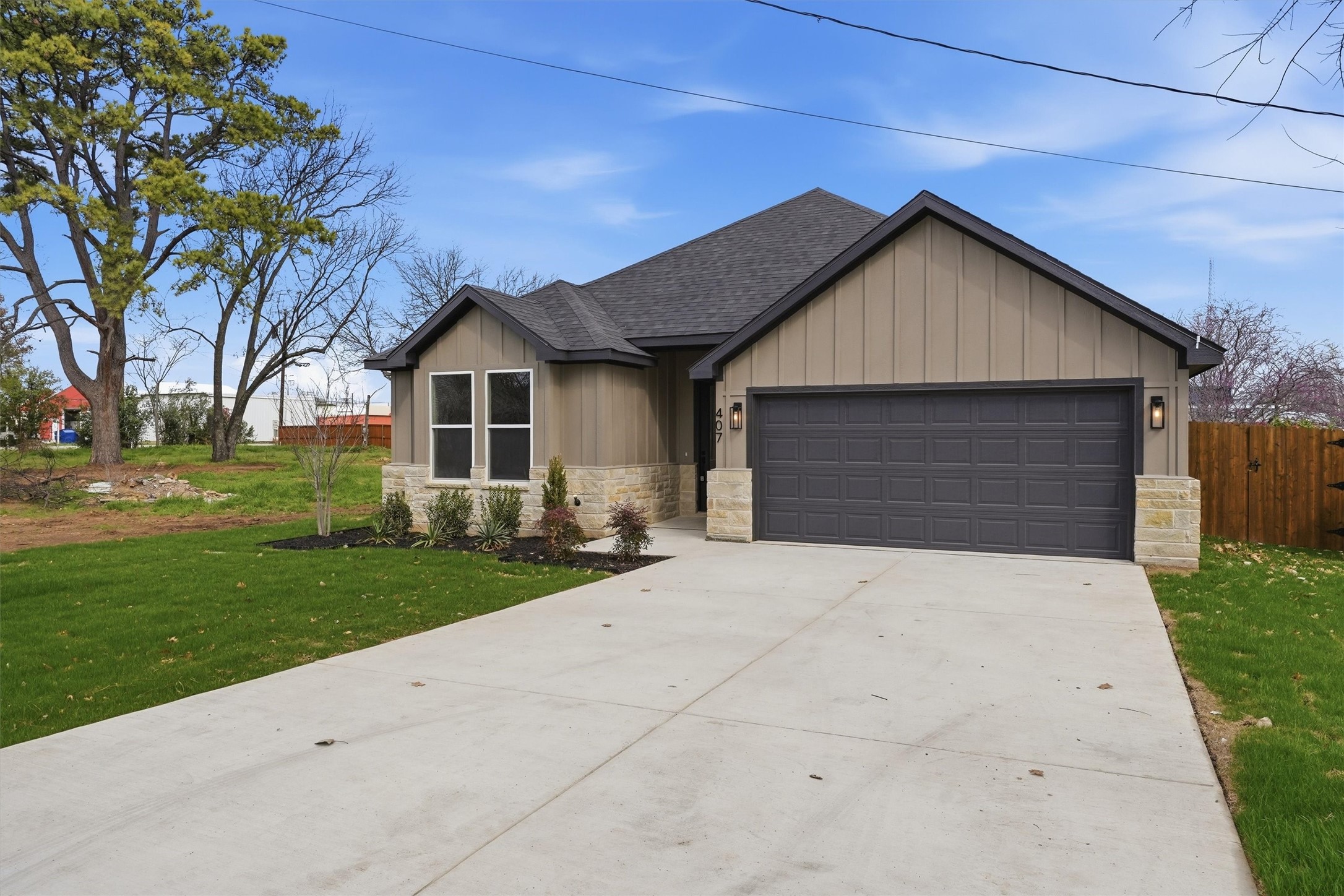 407 E Boyd Avenue Boyd TX 76023