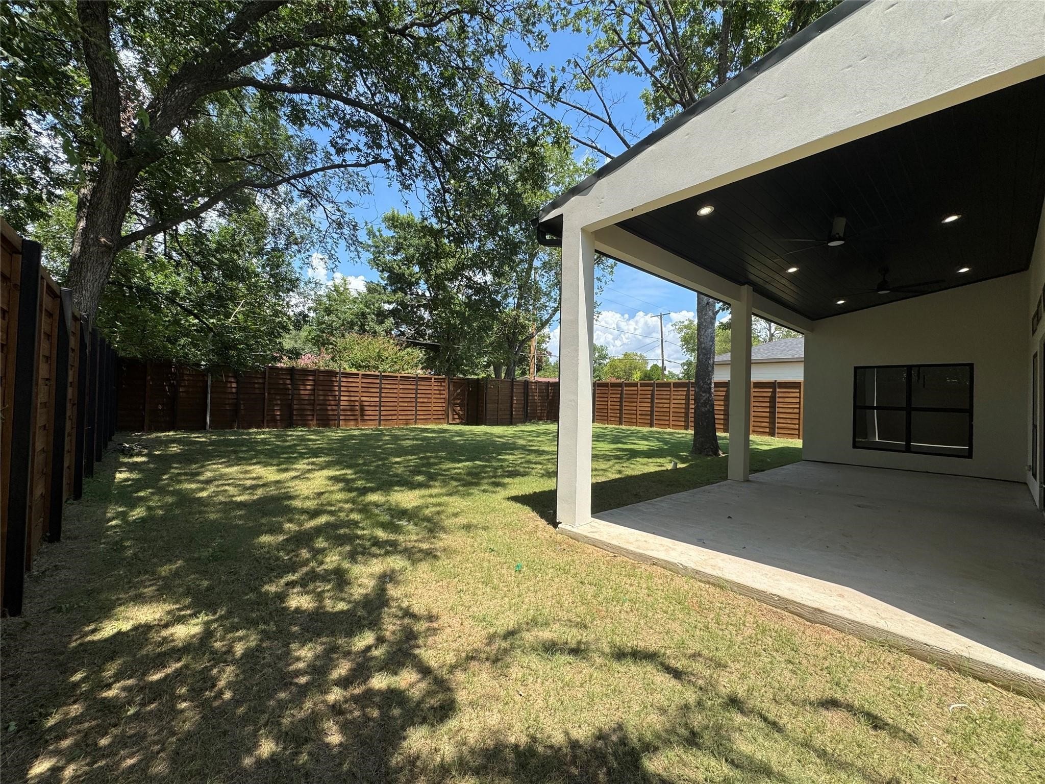 3631 Espanola Drive Dallas TX 75220