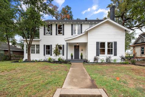 1121 W 5th Avenue Corsicana TX 75110