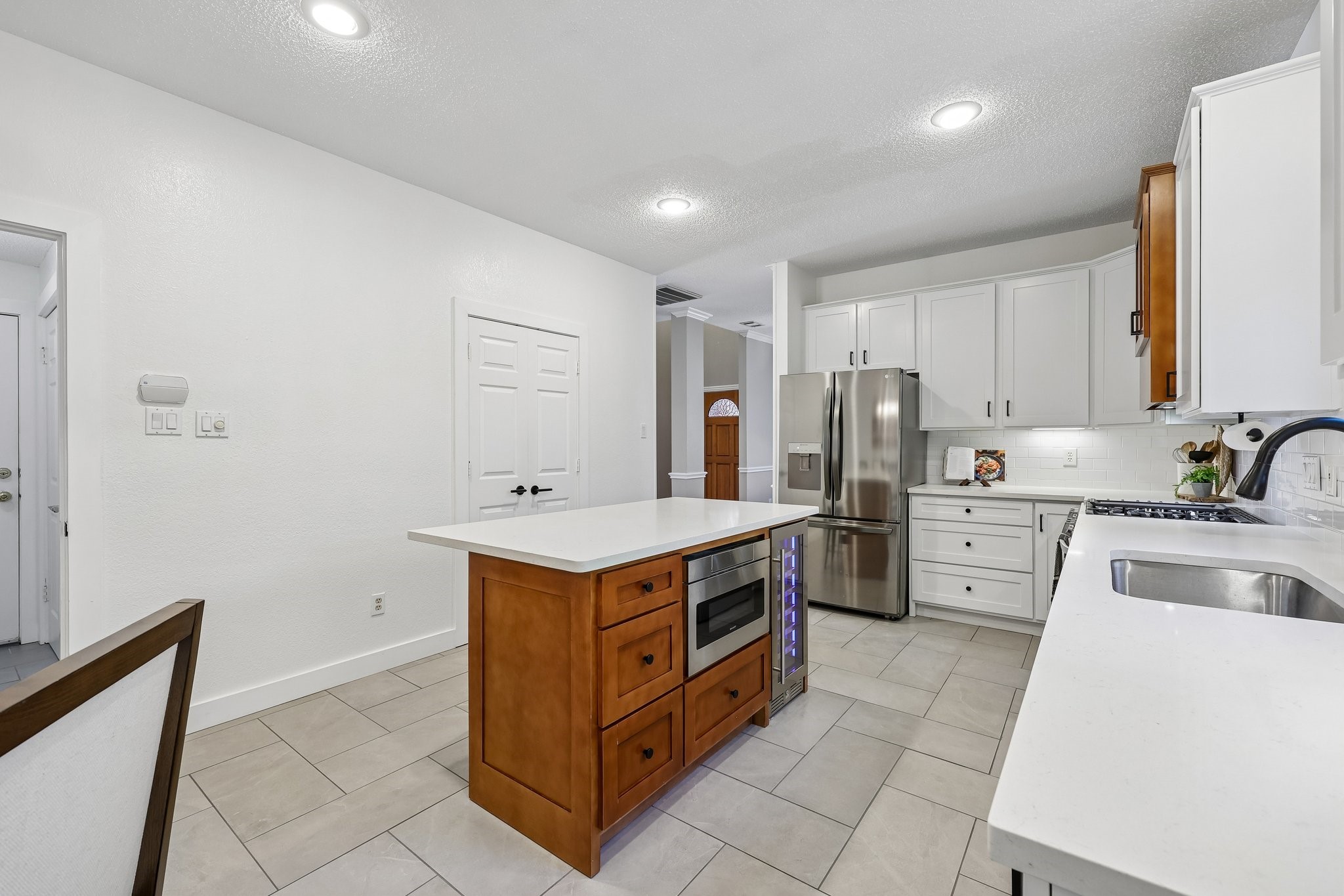 18765 Vista Del Sol Dallas TX 75287