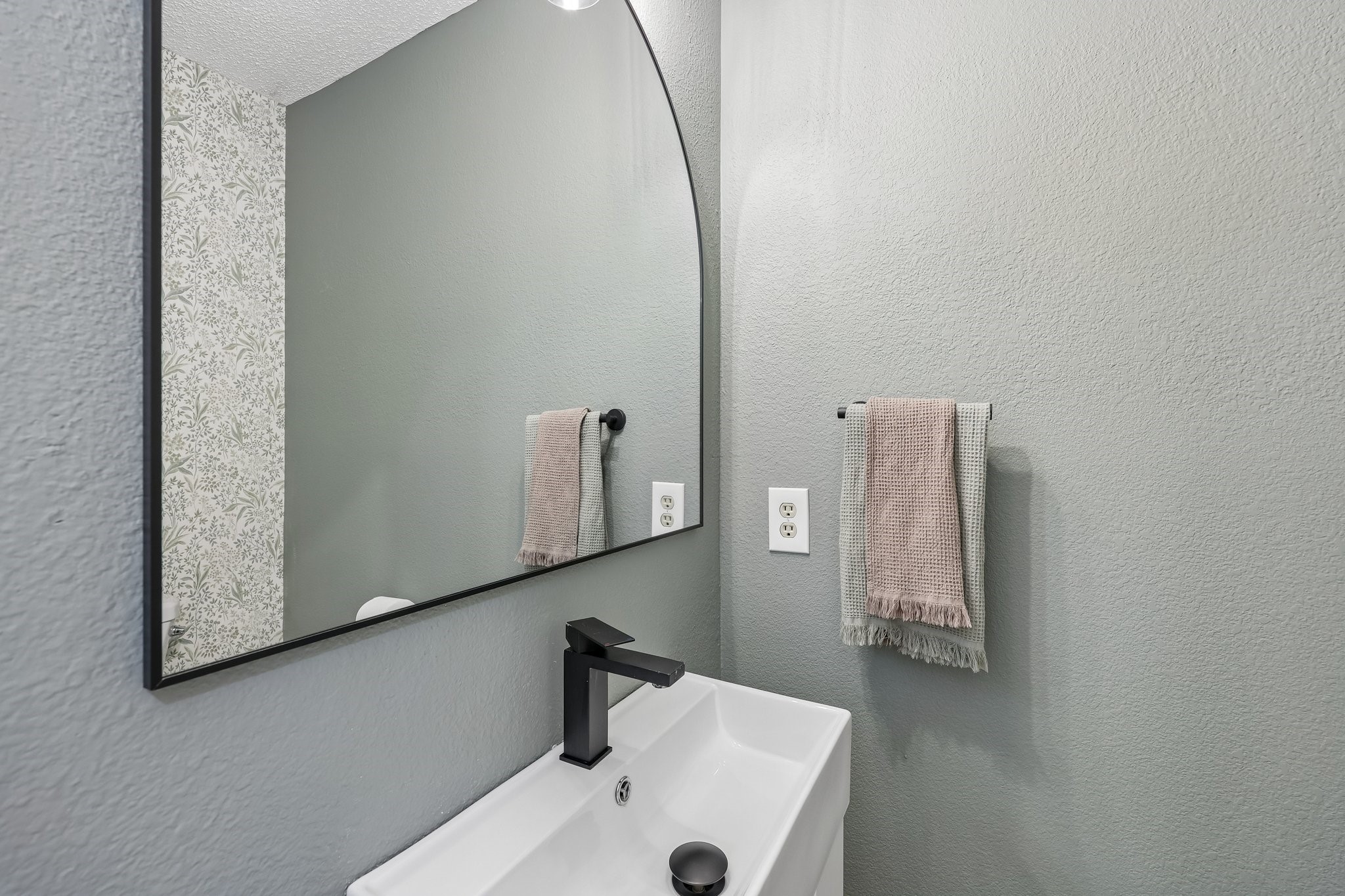 18765 Vista Del Sol Dallas TX 75287