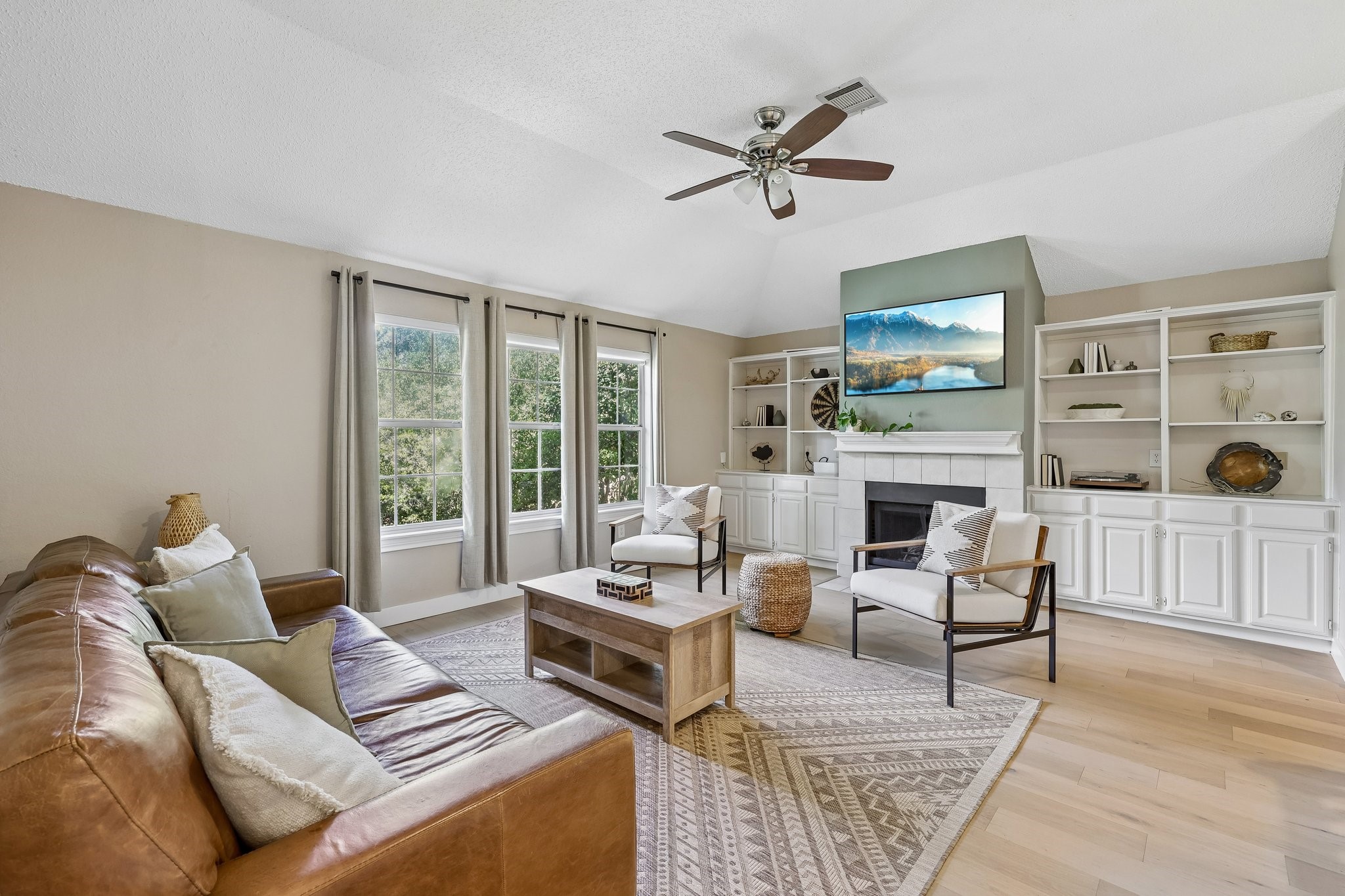 18765 Vista Del Sol Dallas TX 75287