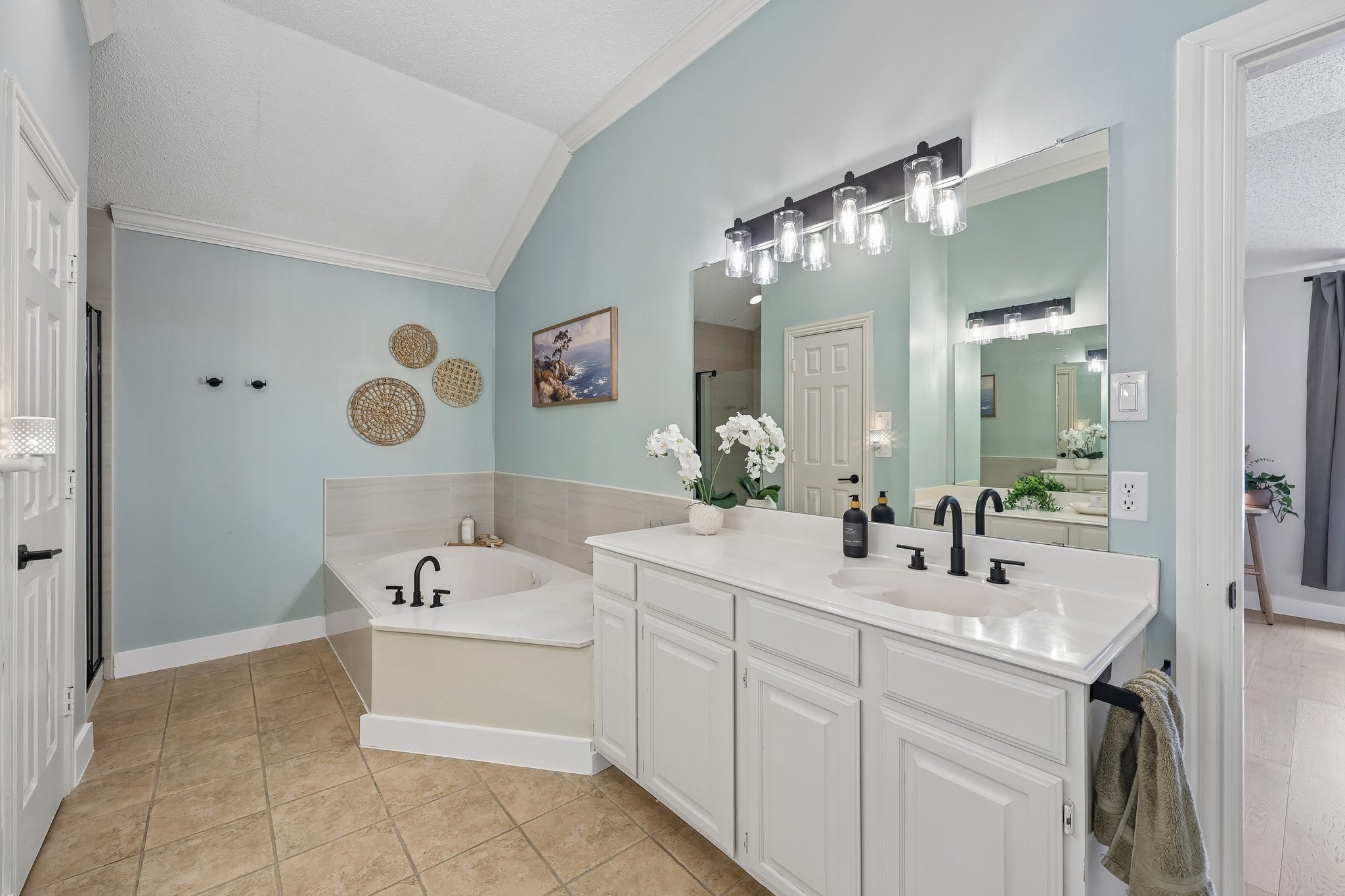 18765 Vista Del Sol Dallas TX 75287