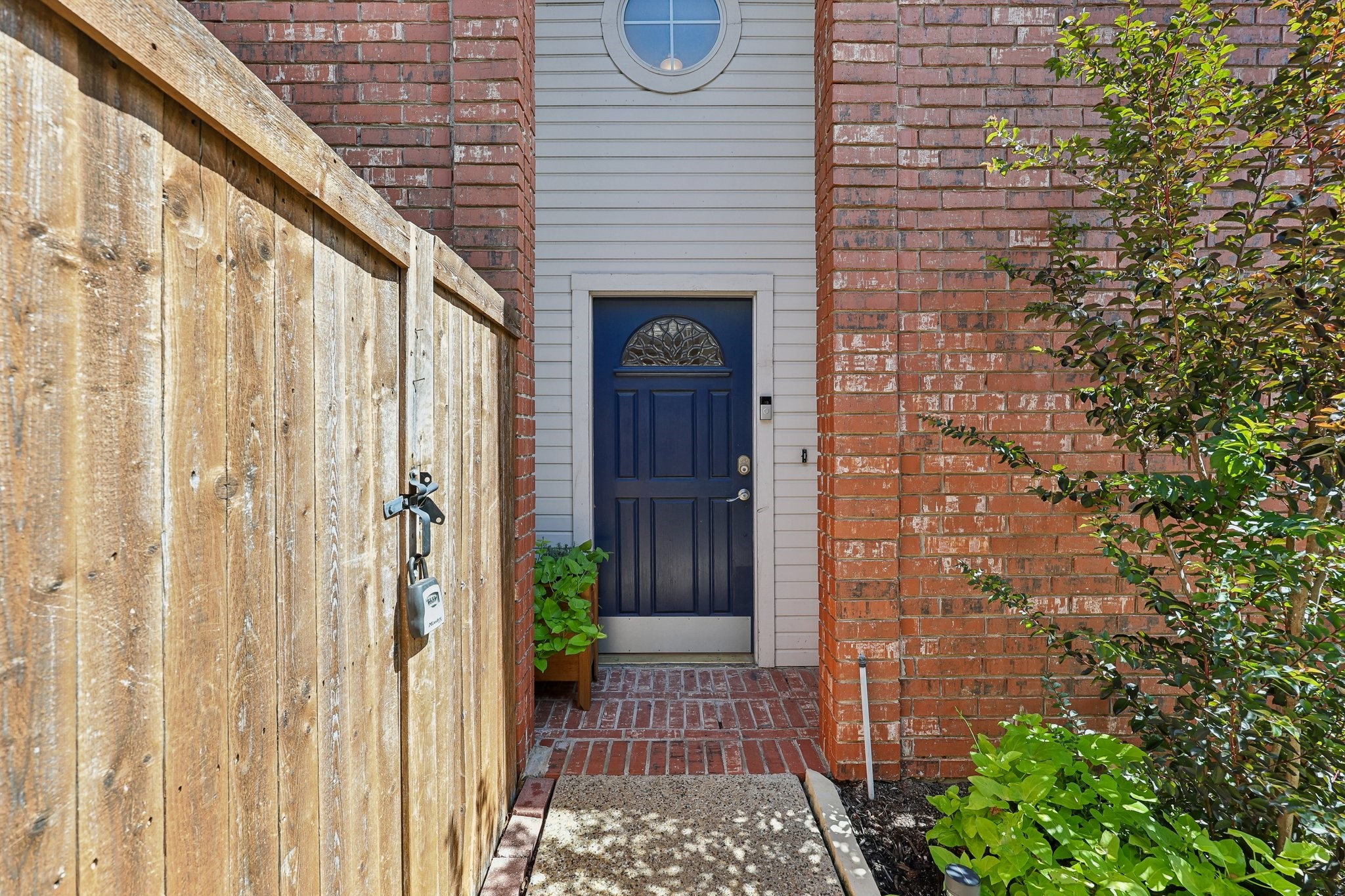 18765 Vista Del Sol Dallas TX 75287