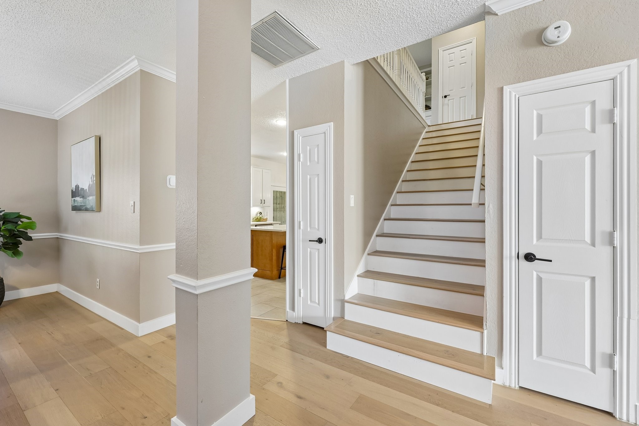 18765 Vista Del Sol Dallas TX 75287