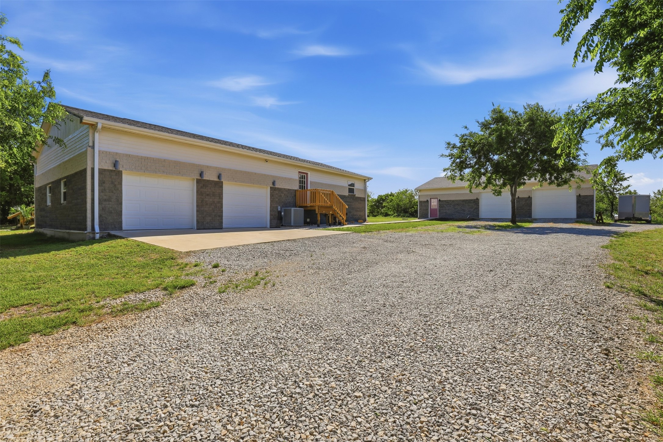211 E Bay Drive Bridgeport TX 76426