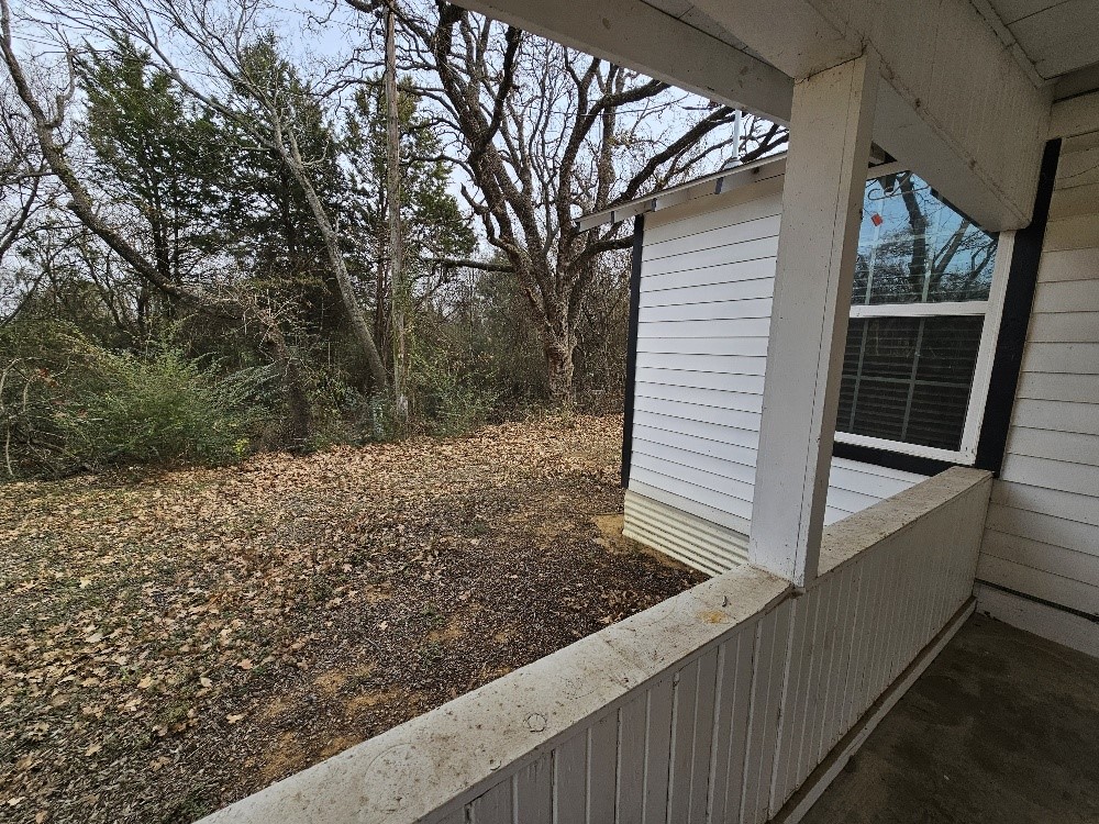207 Pine Street Keene TX 76059