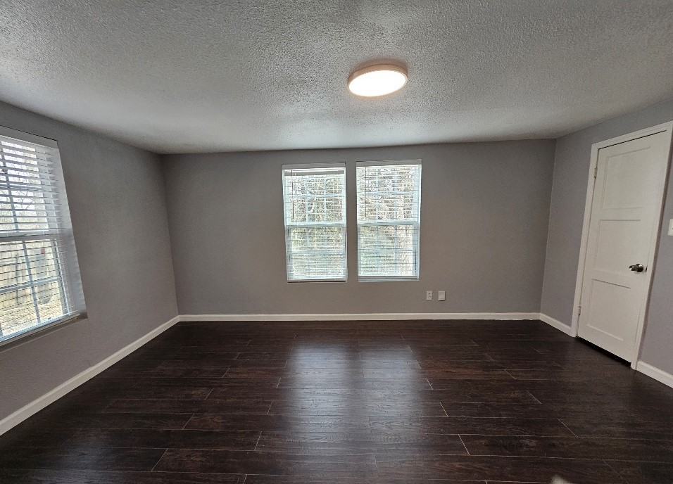 207 Pine Street Keene TX 76059