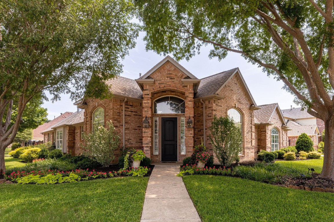 7901 Brandon Court North Richland Hills TX 76182