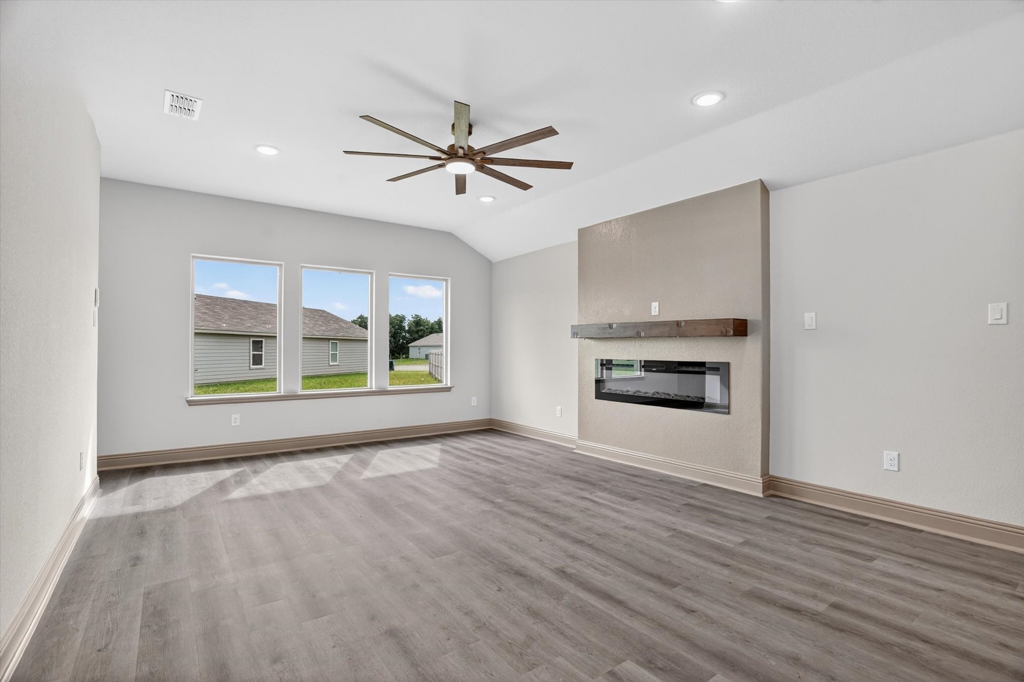 468 Peace Lily Way Tolar TX 76476