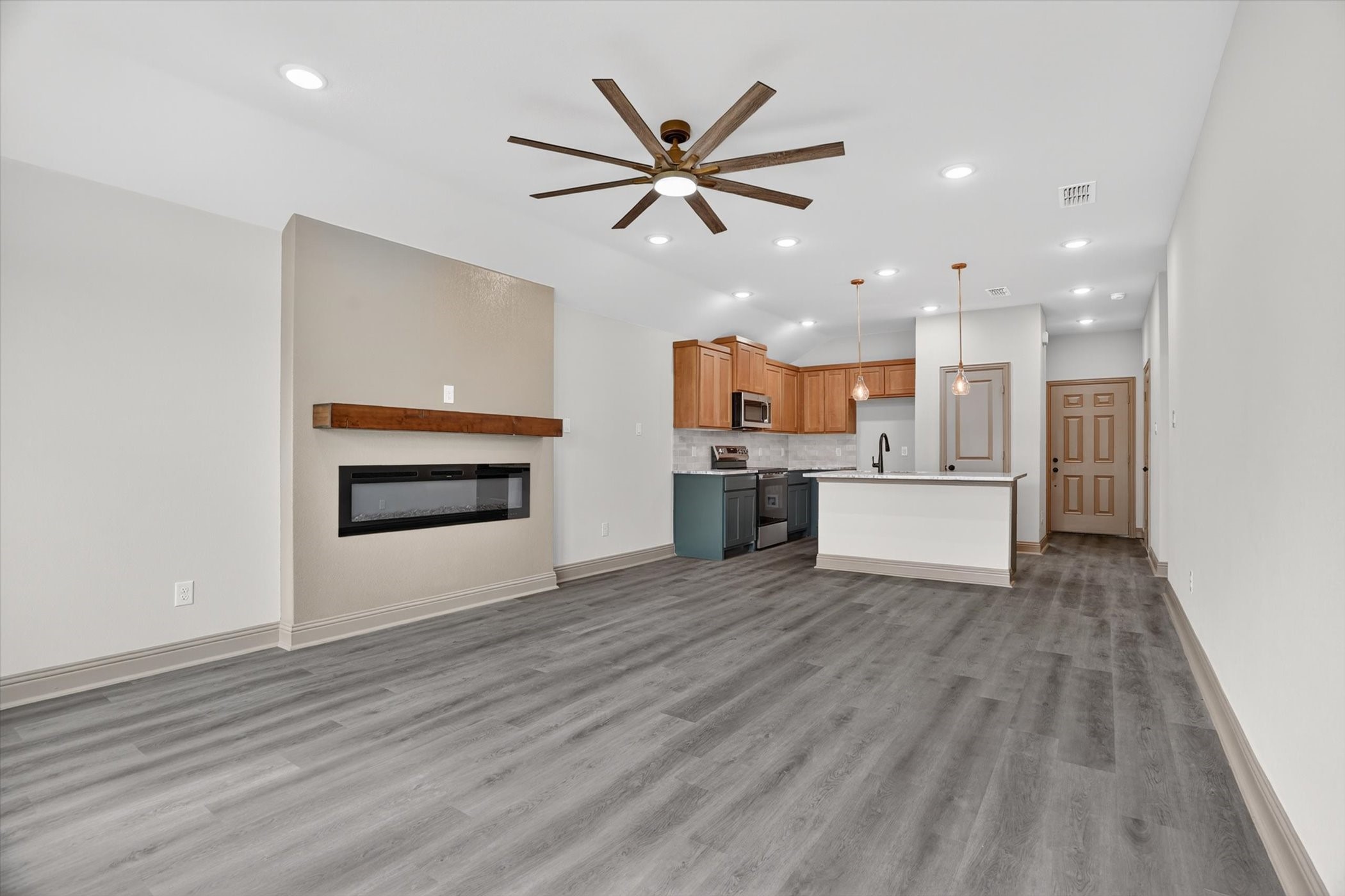 468 Peace Lily Way Tolar TX 76476