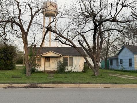 501 S Reagan Street West TX 76691