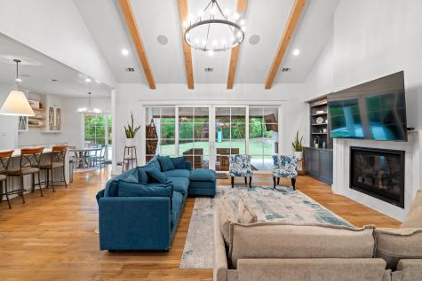 4207 Kelly Elliott Road Arlington TX 76016