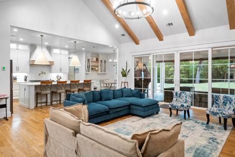 4207 Kelly Elliott Road Arlington TX 76016