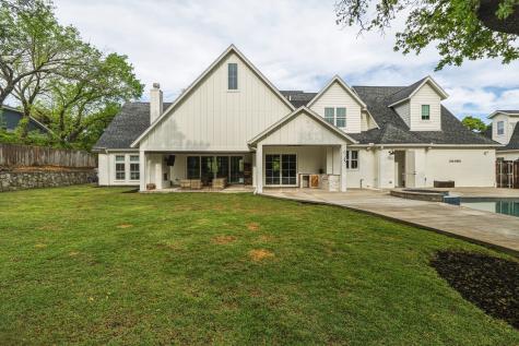 4207 Kelly Elliott Road Arlington TX 76016