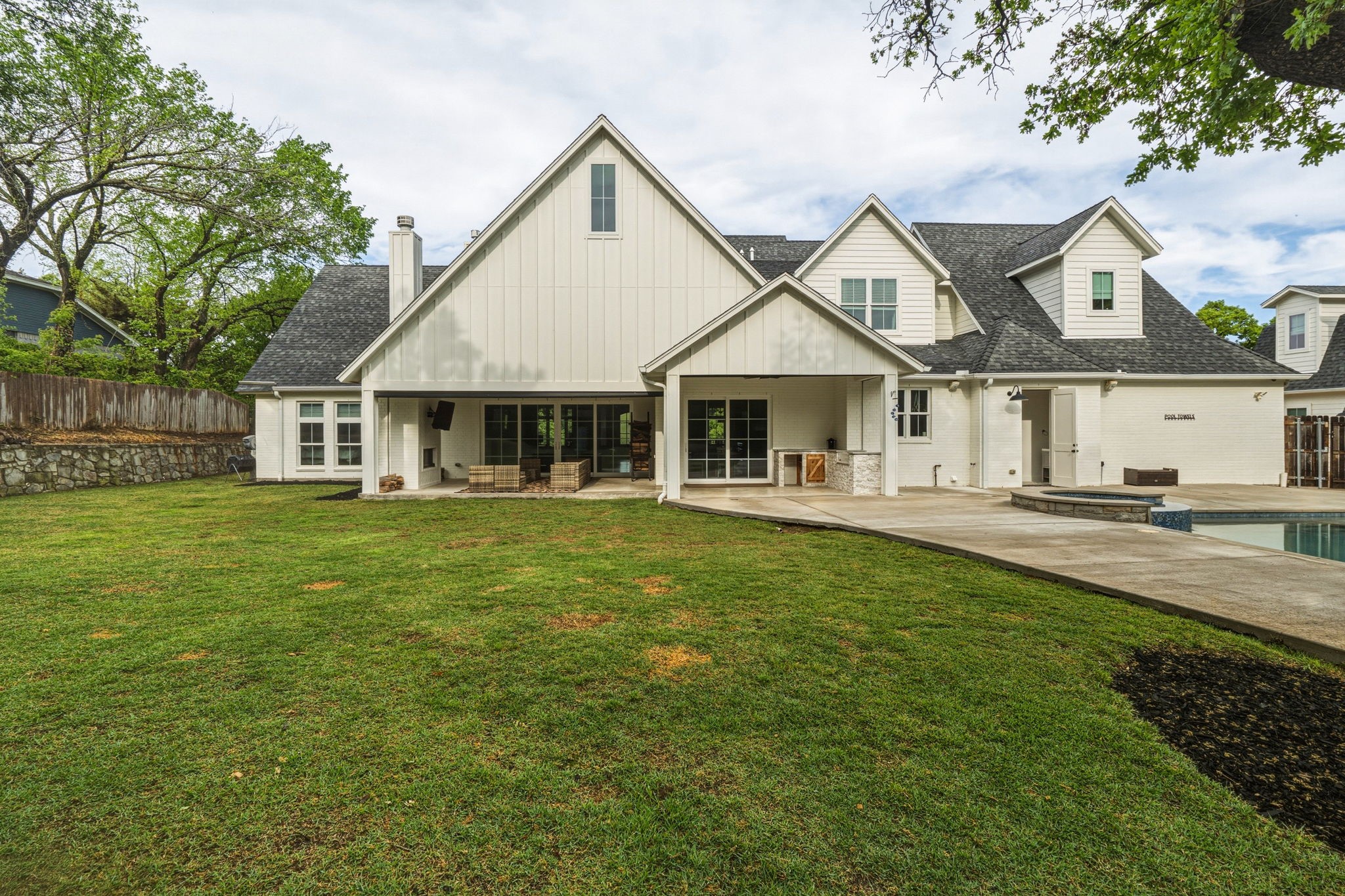 4207 Kelly Elliott Road Arlington TX 76016