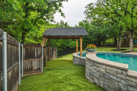 4207 Kelly Elliott Road Arlington TX 76016