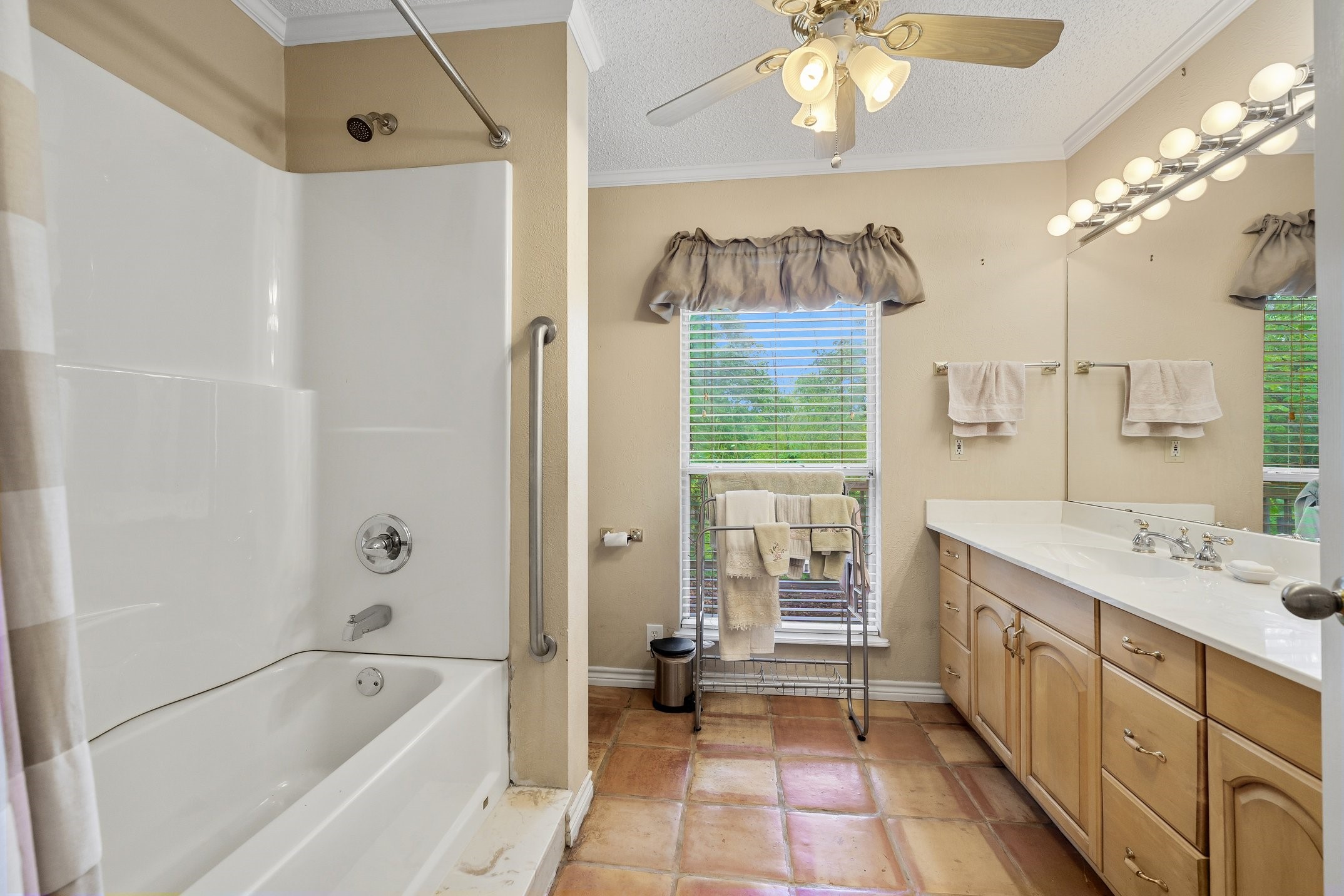 584 Vz County Road 4125 Canton TX 75103