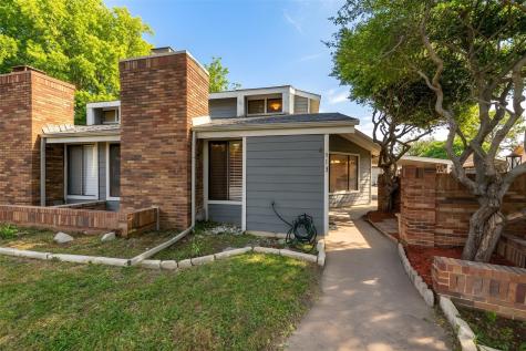 513 Hunters Glen Street Lewisville TX 75067