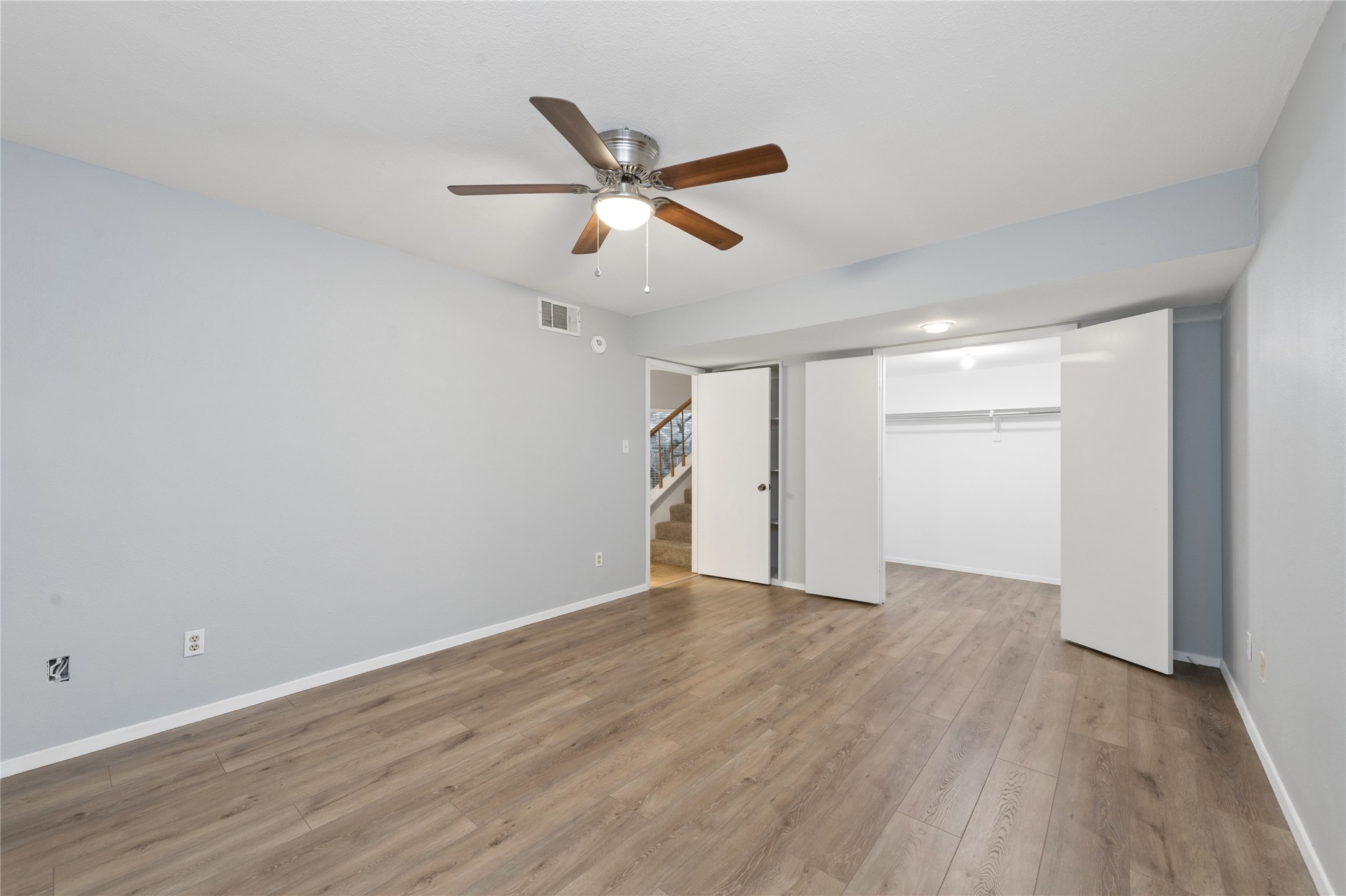 513 Hunters Glen Street Lewisville TX 75067