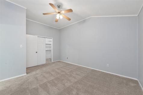 513 Hunters Glen Street Lewisville TX 75067