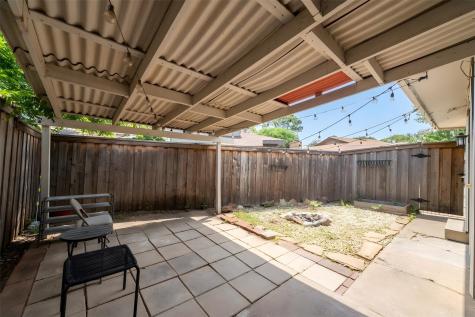 513 Hunters Glen Street Lewisville TX 75067