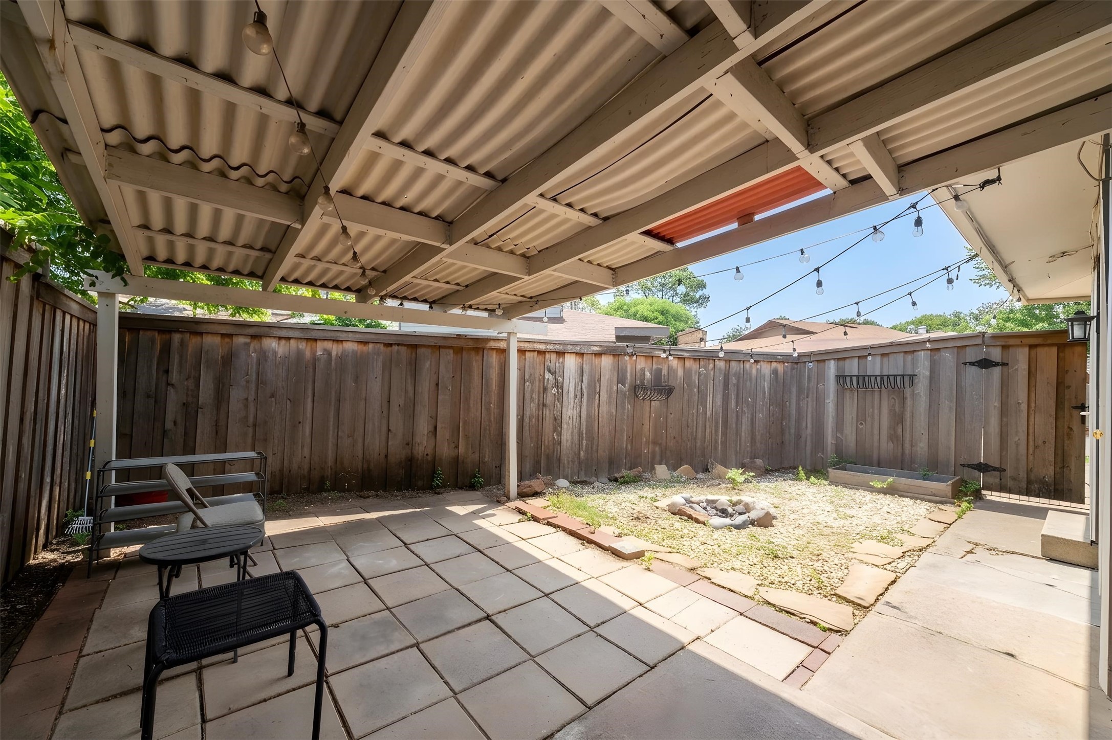513 Hunters Glen Street Lewisville TX 75067
