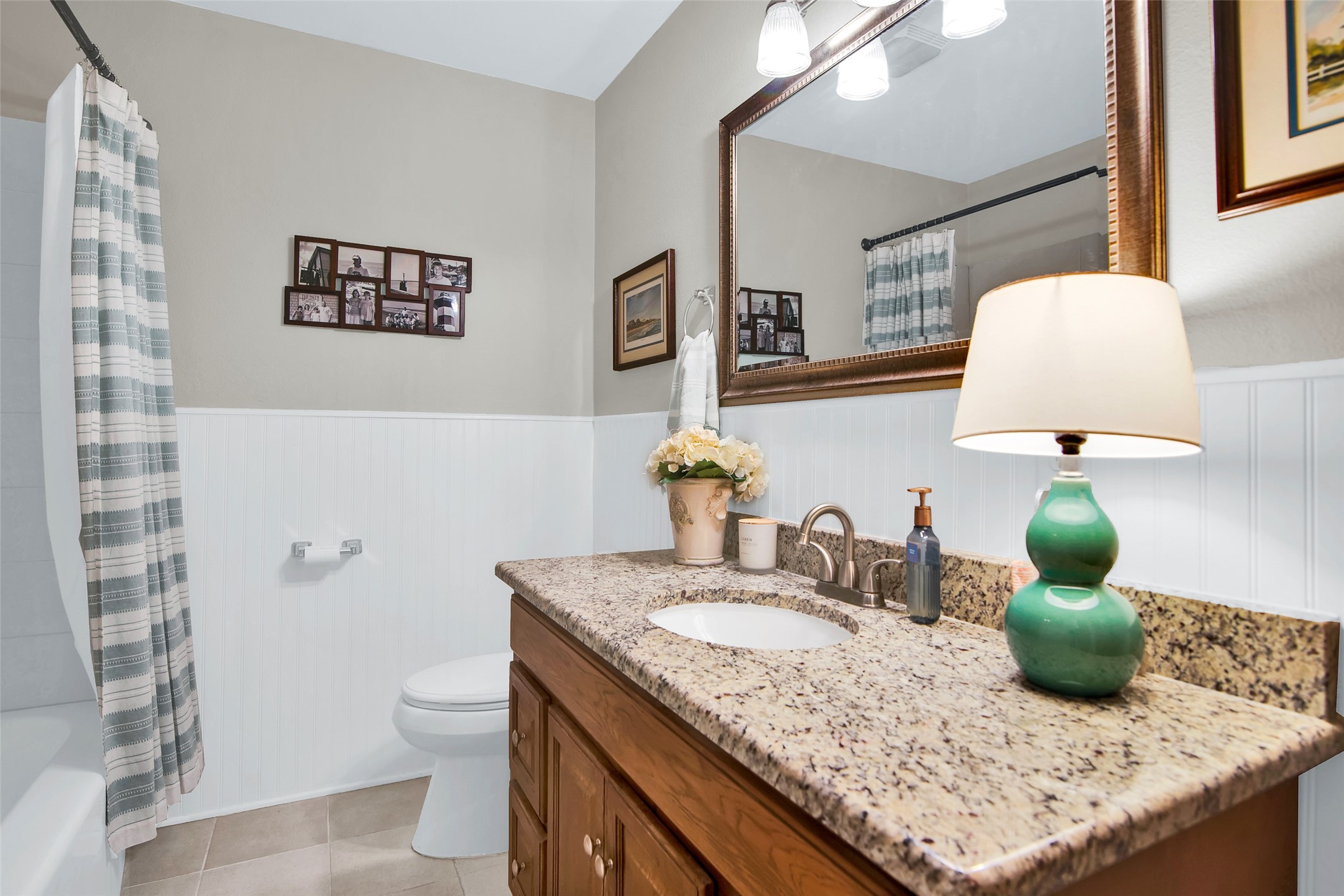 501 N Holly Avenue Sherman TX 75092