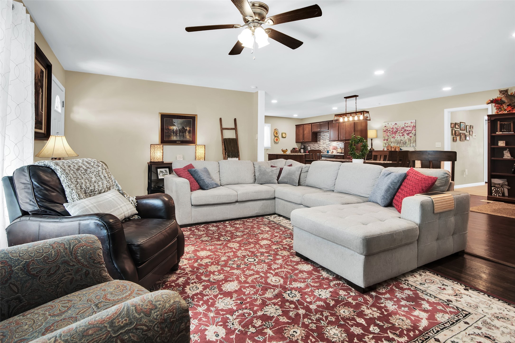 501 N Holly Avenue Sherman TX 75092
