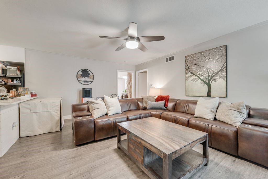 4307 Oak Trail Dallas TX 75232