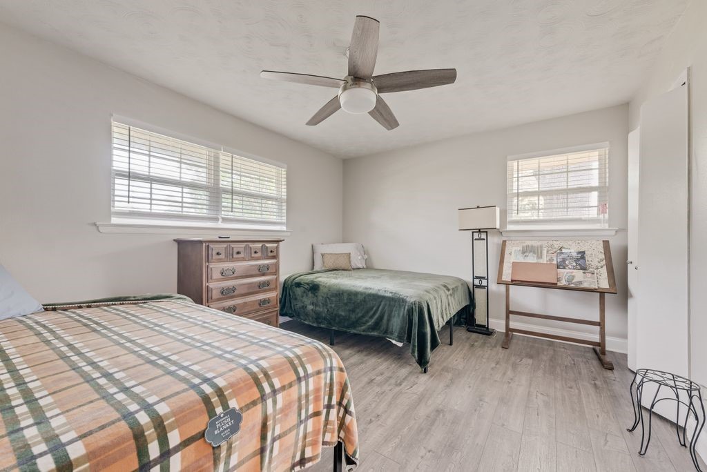 4307 Oak Trail Dallas TX 75232
