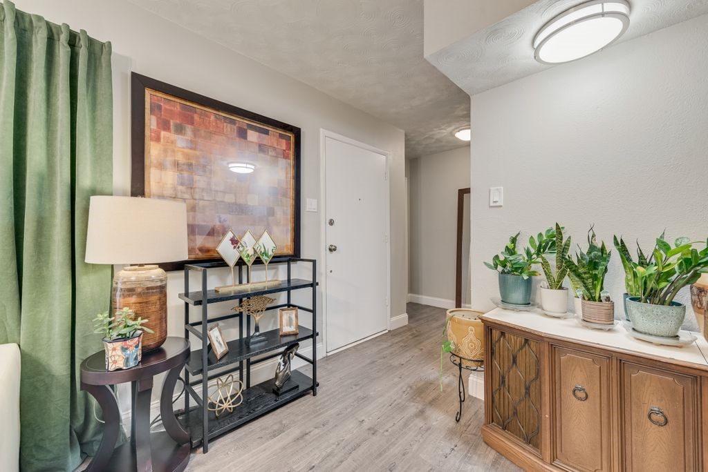 4307 Oak Trail Dallas TX 75232