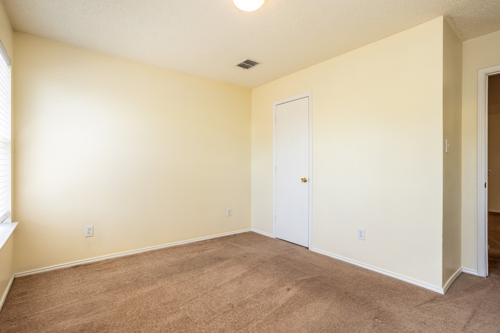 2415 Mallory Lane Lancaster TX 75134