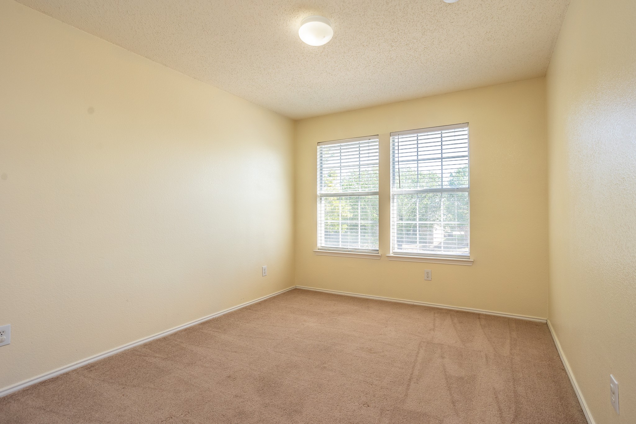 2415 Mallory Lane Lancaster TX 75134