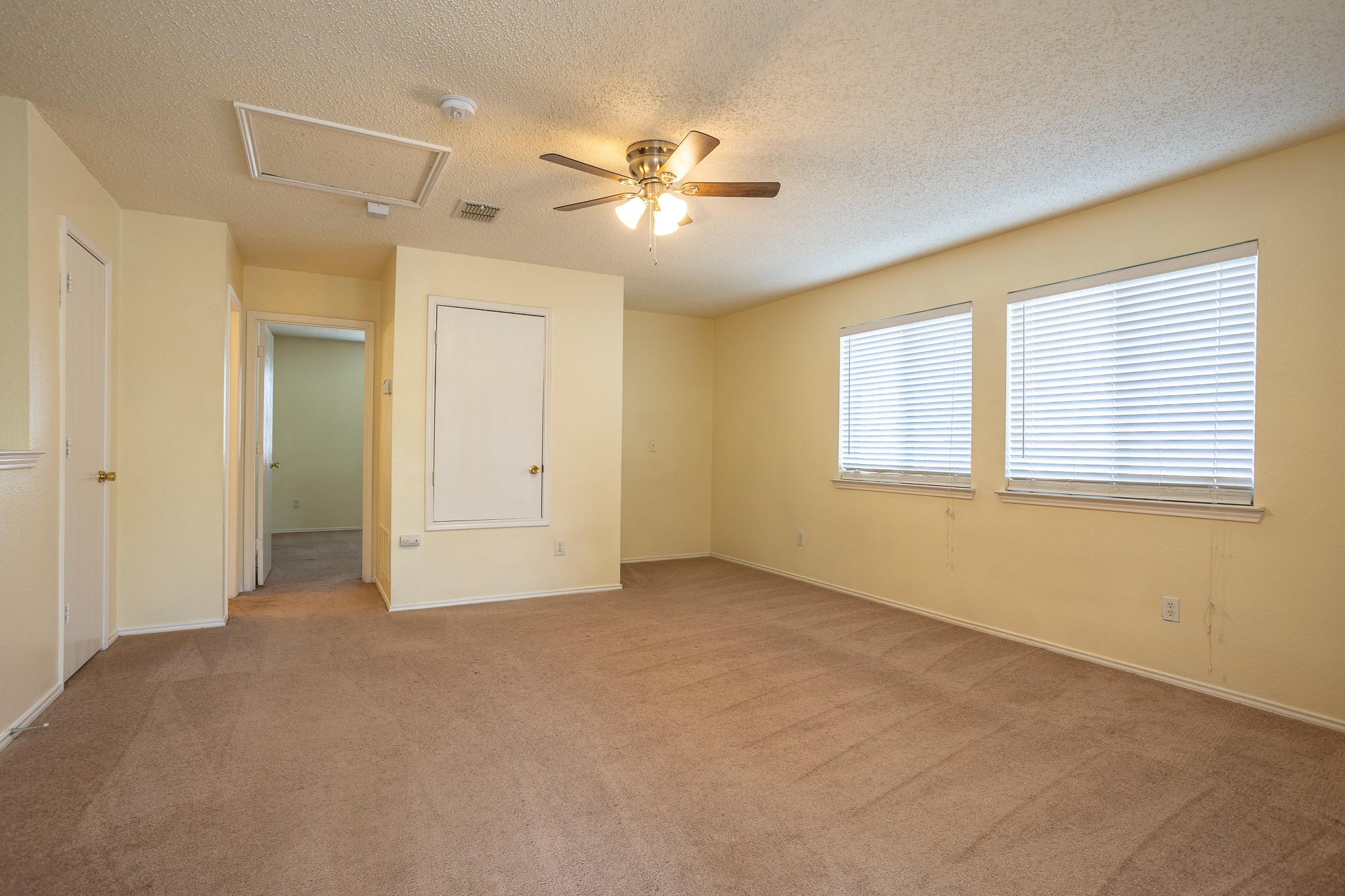 2415 Mallory Lane Lancaster TX 75134