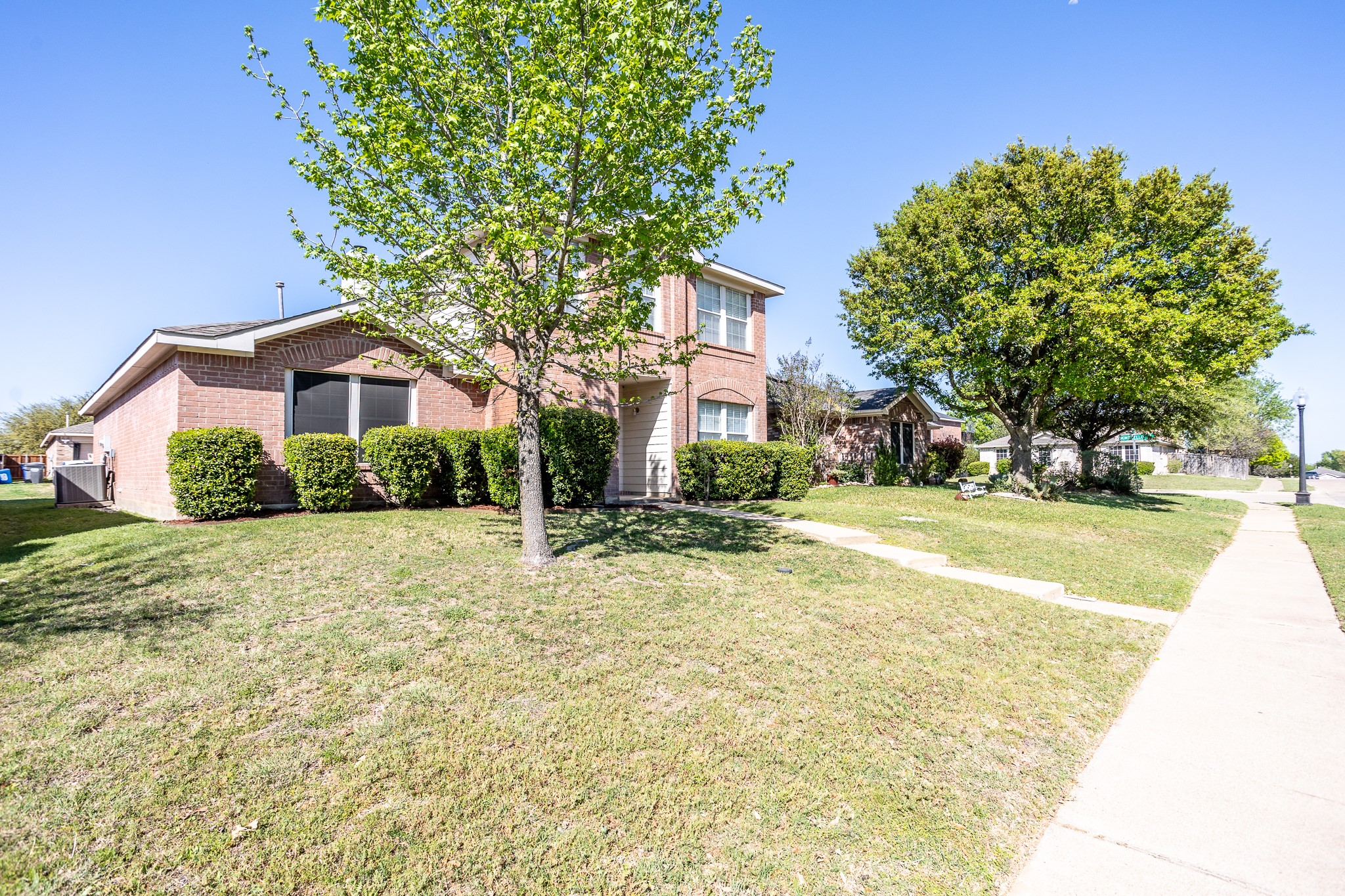 2415 Mallory Lane Lancaster TX 75134