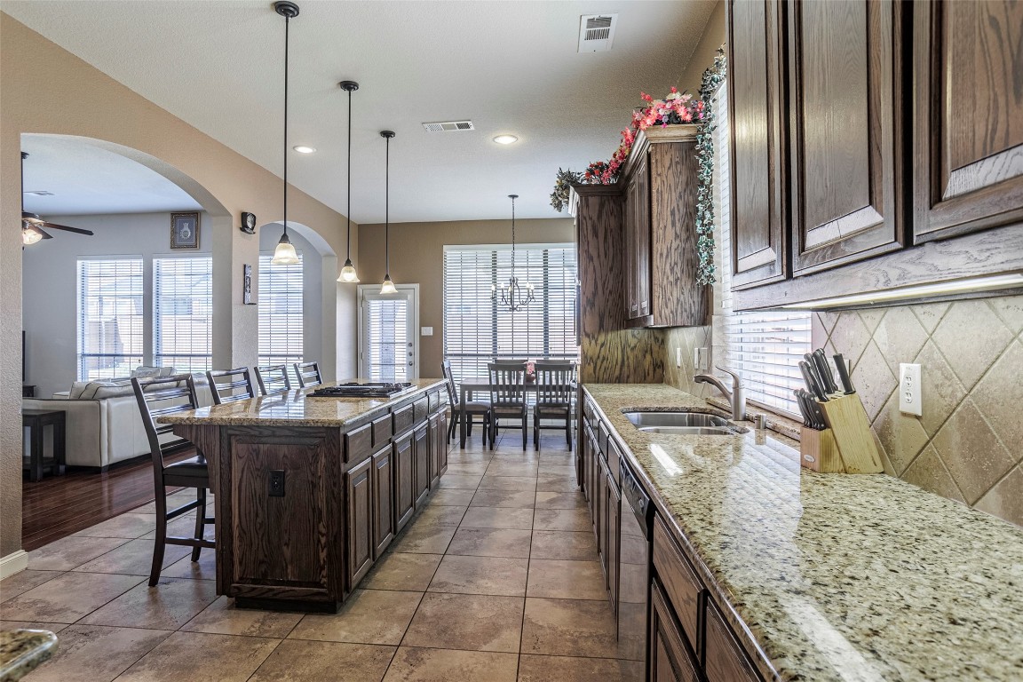 3036 Larreta Grand Prairie TX 75054