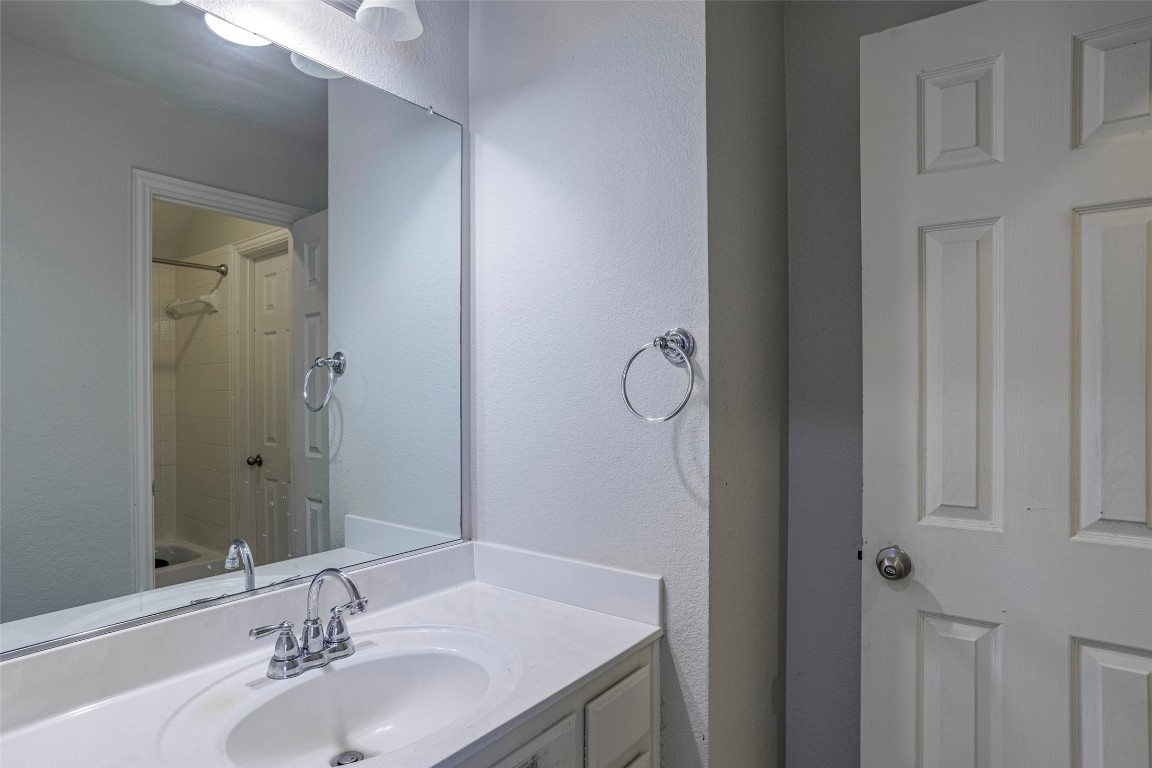 3036 Larreta Grand Prairie TX 75054